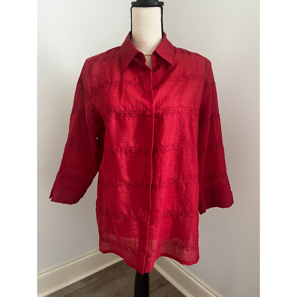 Red Crinkle Embroidered Eyelet Blouse size 8 Button Down Office Chic Boho‎ Airy